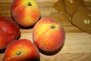 Honey Almond Grilled Peaches #Recipe