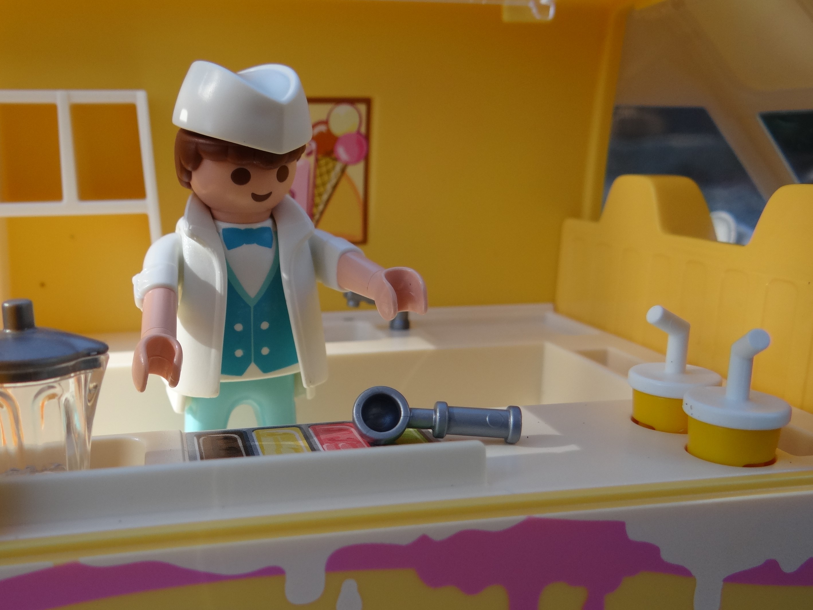 playmobil ice cream