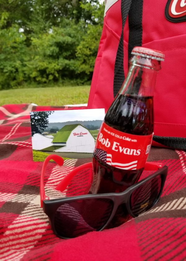 Perfect Picnic Basket Giveaway! Rural Mom