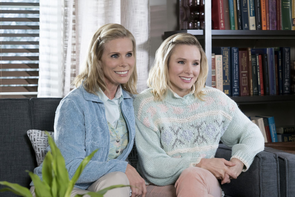 A Bad Moms Christmas chat with Susan Sarandon and Cheryl Hines